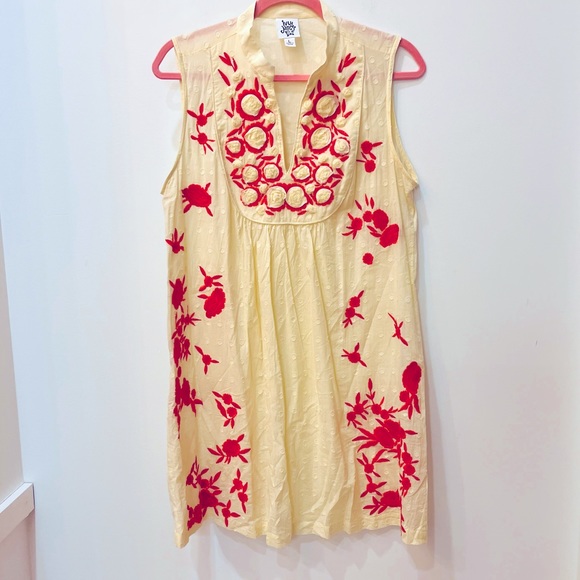 ivy jane Dresses & Skirts - ivy Jane sleeveless ivory embroidered flower dress v neck size Large